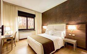 Hotel Romana Residence